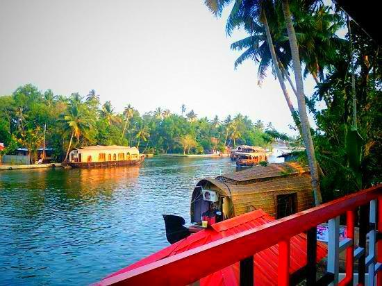 Chaandhni Lake View Otel Alappuzha Dış mekan fotoğraf